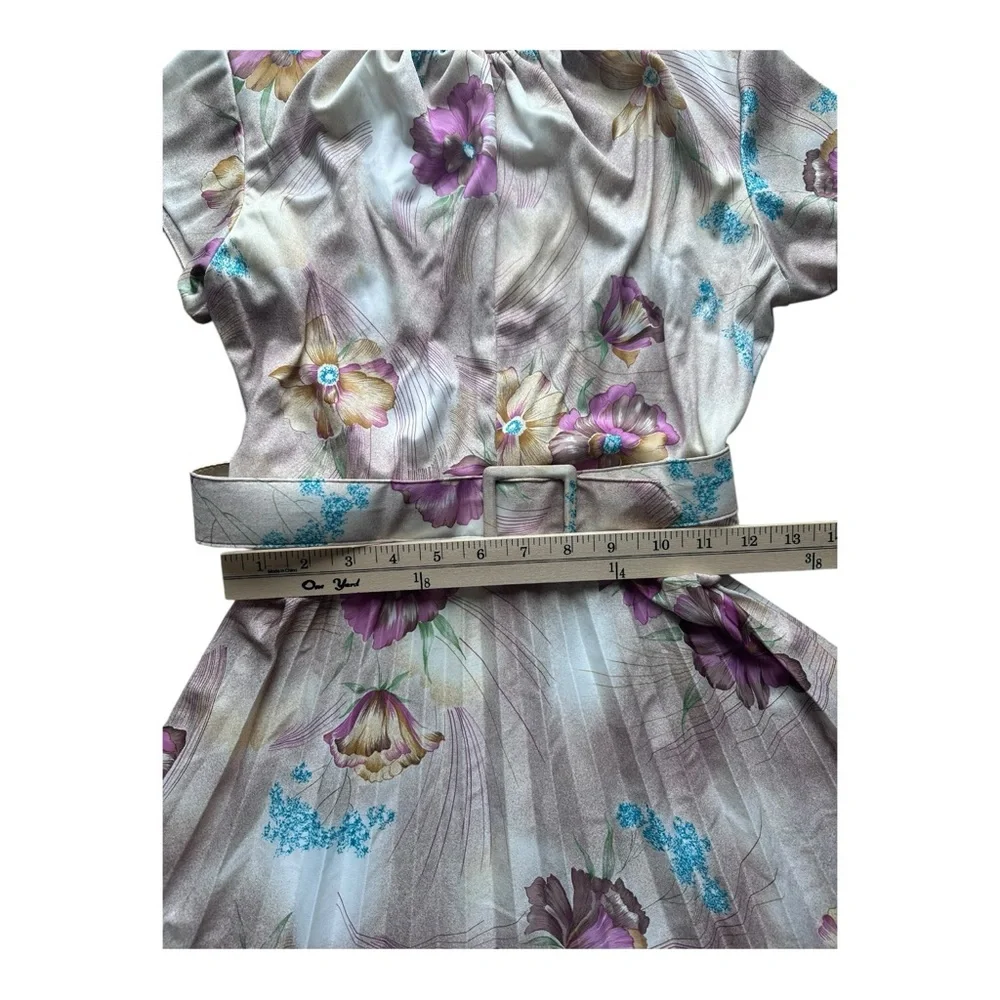 Vintage Conti-Lee New York floral key hole‎ dress with belt